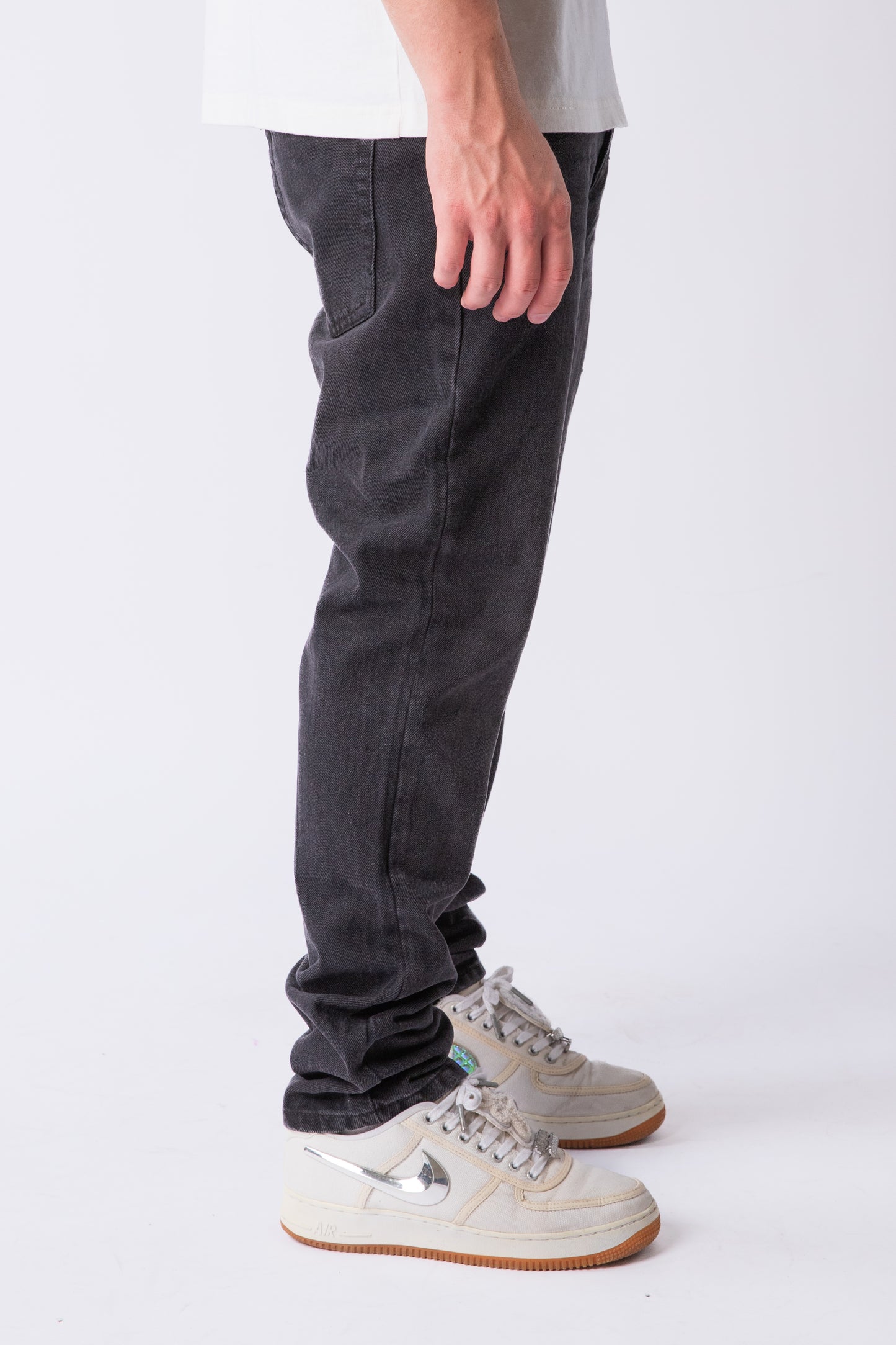 BASIC BAGGY JEANS