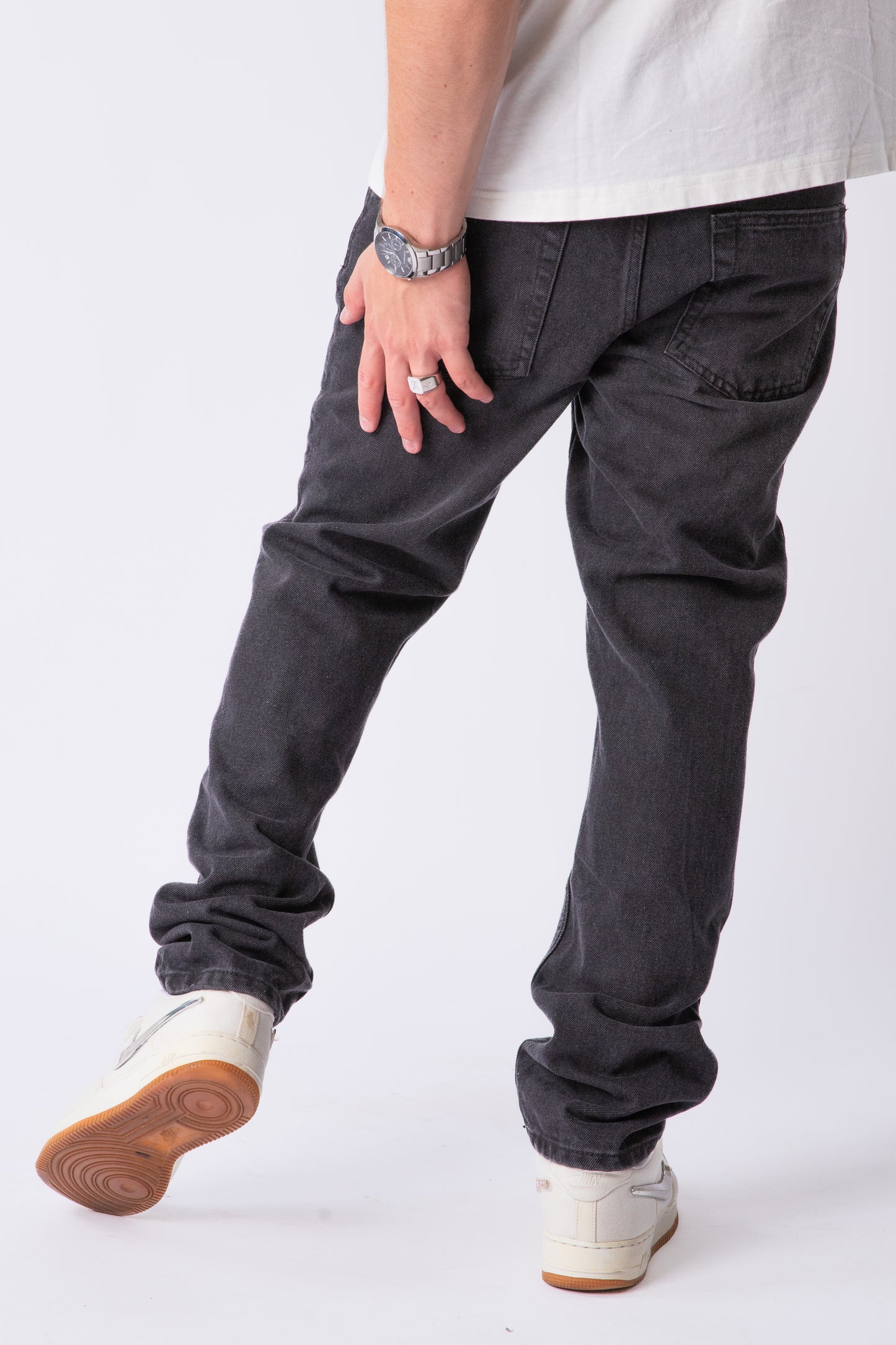 BASIC BAGGY JEANS