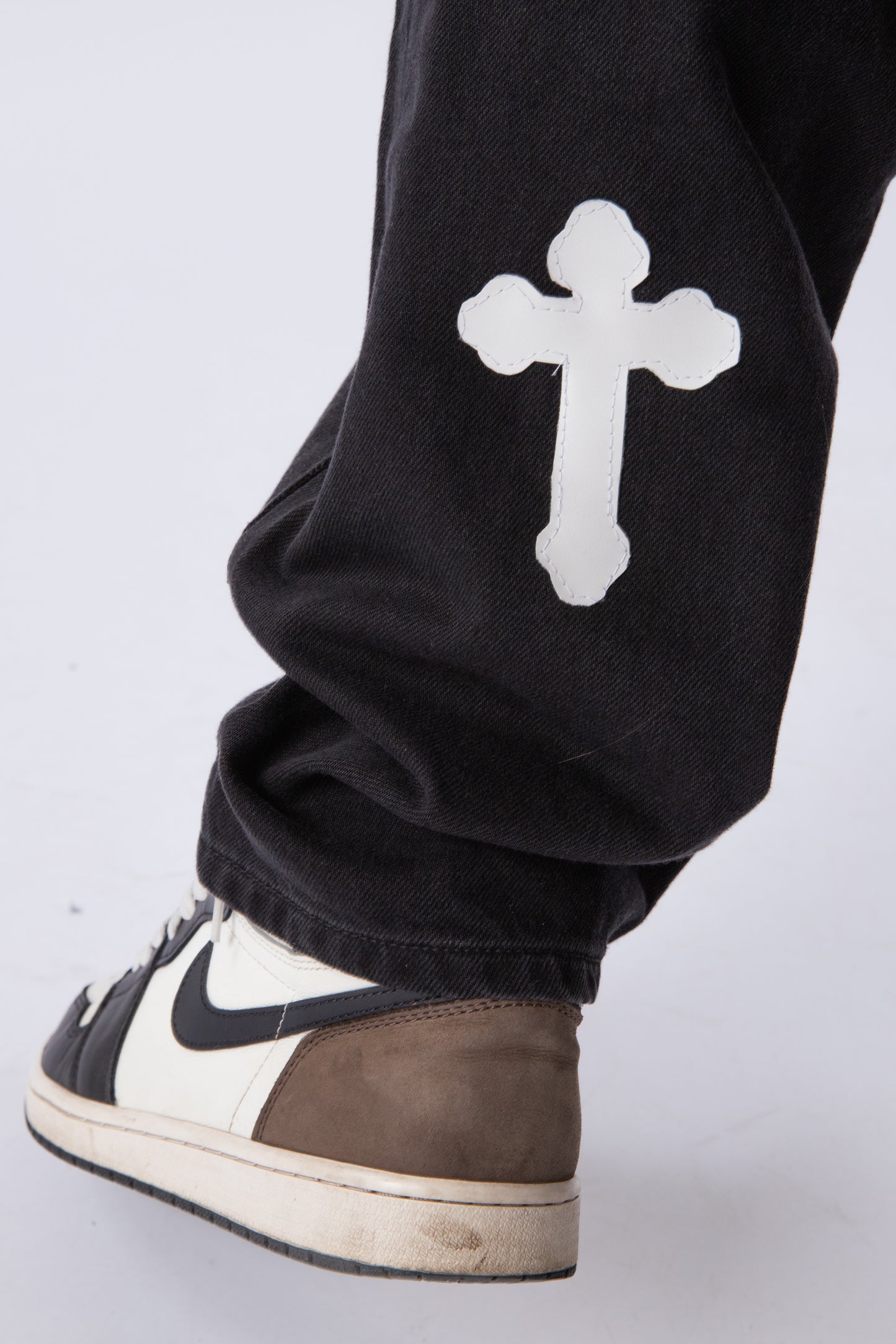 CUSTOM BLACK CROSS JEANS