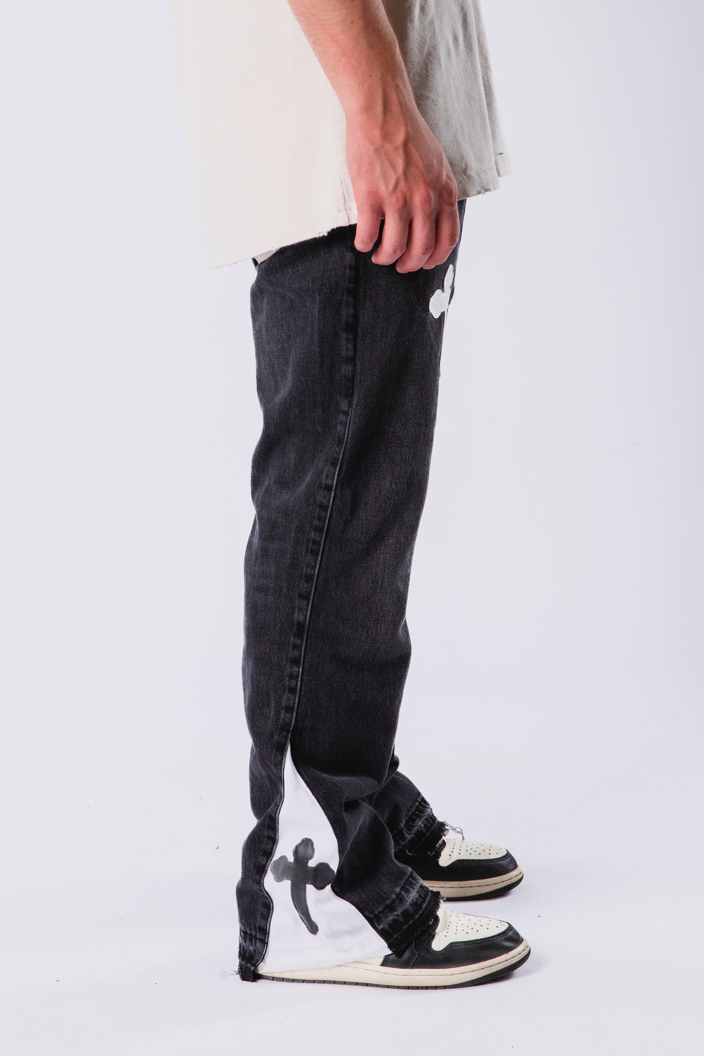 CUSTOM FLARED CROSS JEANS