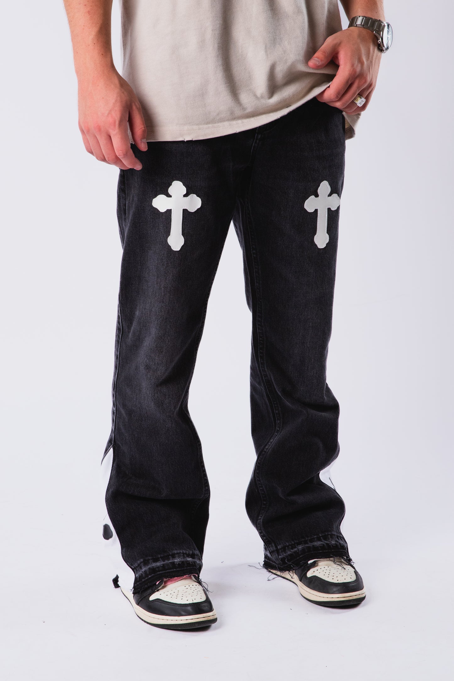 CUSTOM FLARED CROSS JEANS