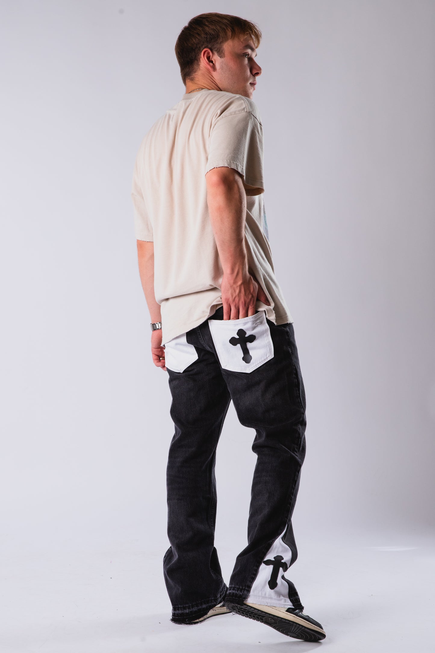 CUSTOM FLARED CROSS JEANS