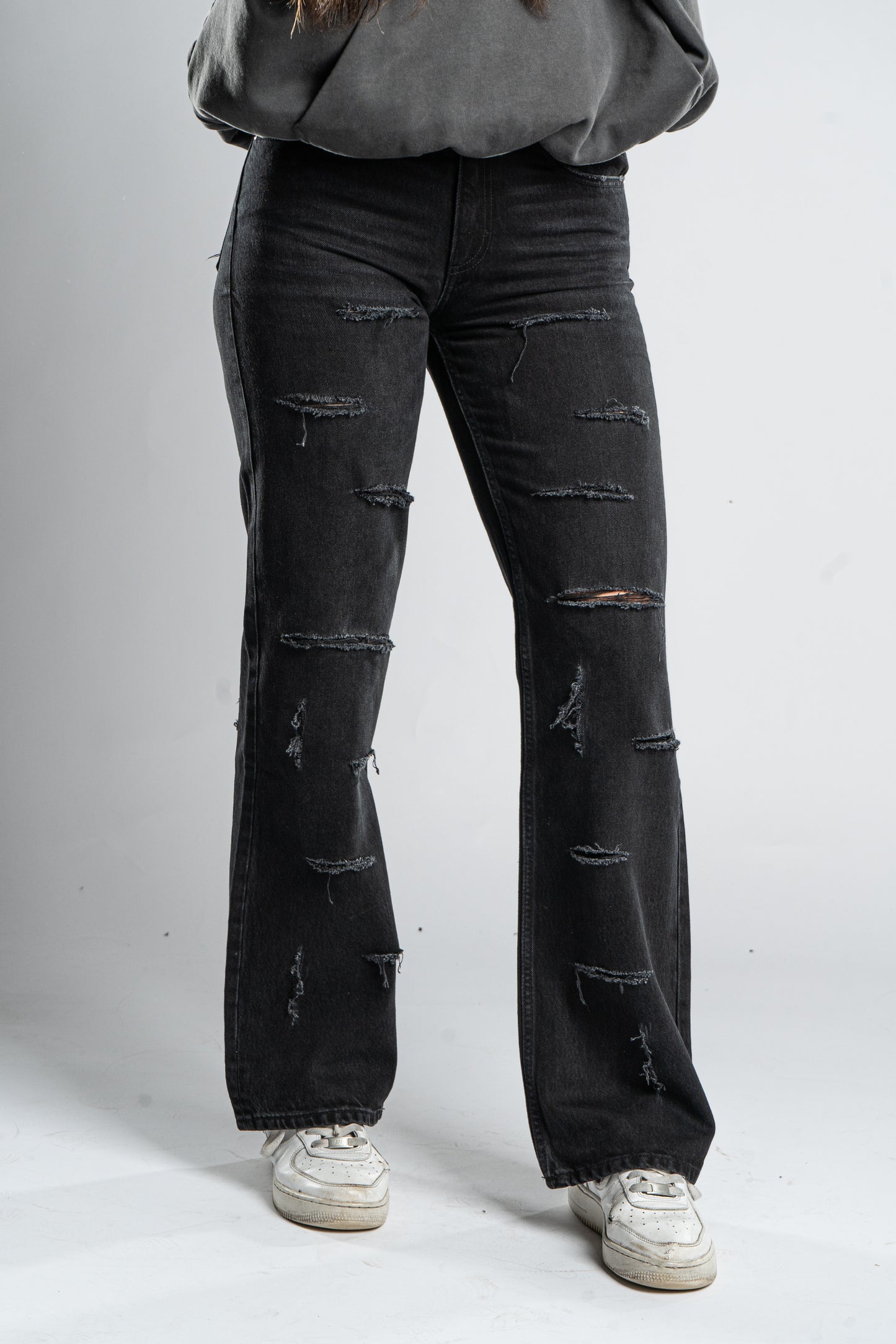 BASIC DISTRESSED JEANS WMNS