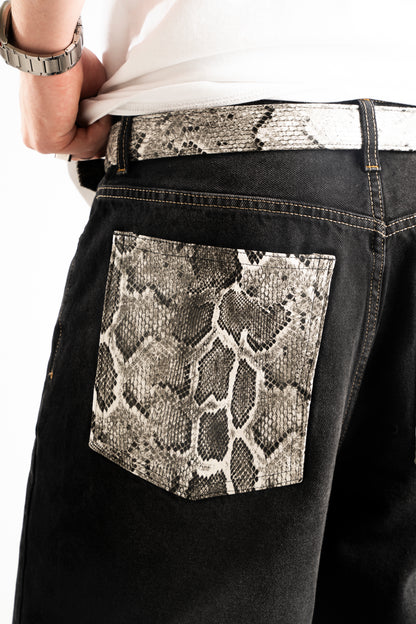 BAGGY WHITE SNAKE SHORTS
