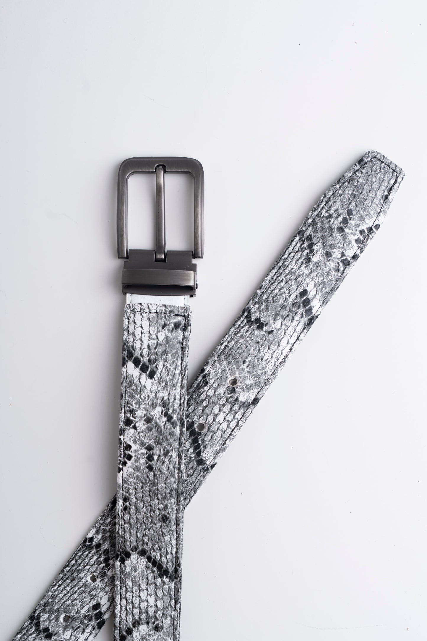 WHITE SNAKE BELT