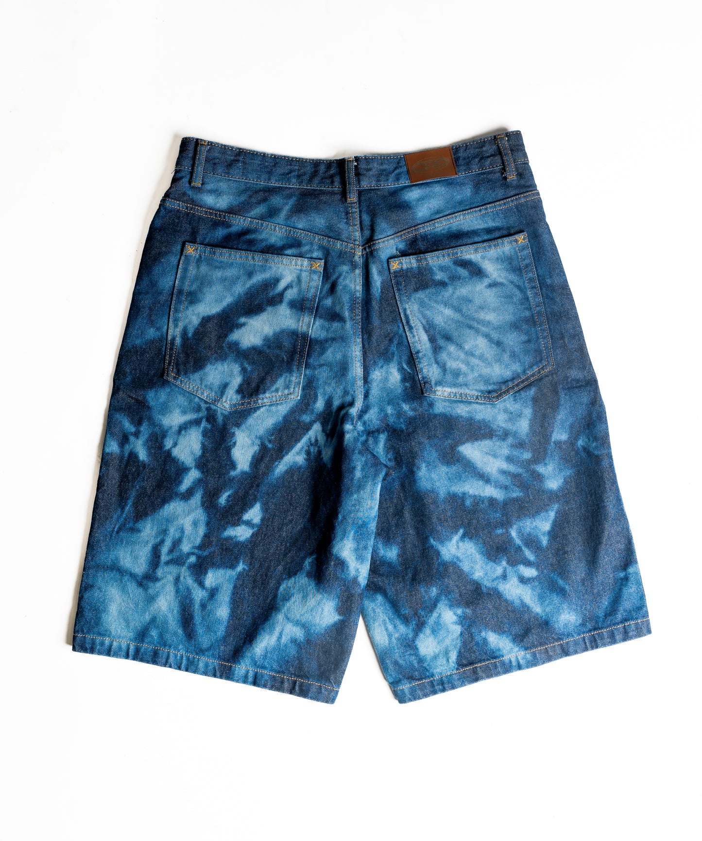 BAGGY BLEACHED BLUE SHORTS