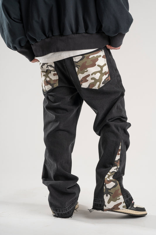 FLARED CAMO JEANS